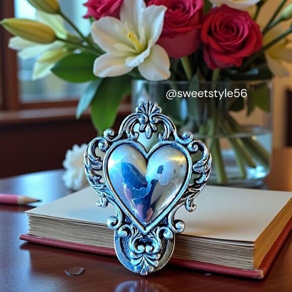 Brighton Other - BRIGHTON Vintage Ornate Heart Notepad Clip Holder... Everyday Accessories!